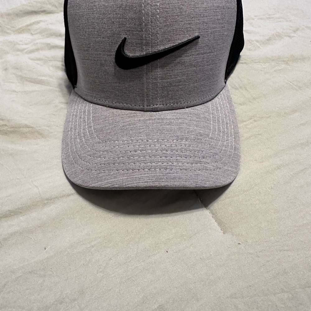 Men’s Nike Hat